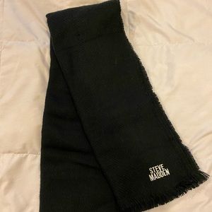 steve madden scarf